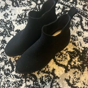 Never worn before - Rothys Lug Boot size 7 - onyx black (no box)